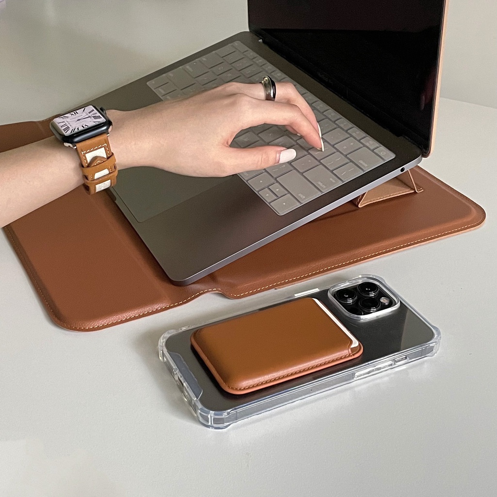 Triangle Laptop Clutch ซองใส่แล็ปท็อปตั้งได้ หนังPUกันน้ำ