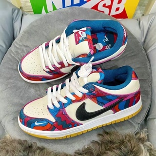 คุณภาพสูง Dunk SB สีขาว, สีฟ้าและสีแดงรองเท้าผ้าใบต่ำสุดสำหรับผู้ชายและผู้หญิง, สไตล์ hip-pack, ระบายอากาศได้, รองเท้าวิ