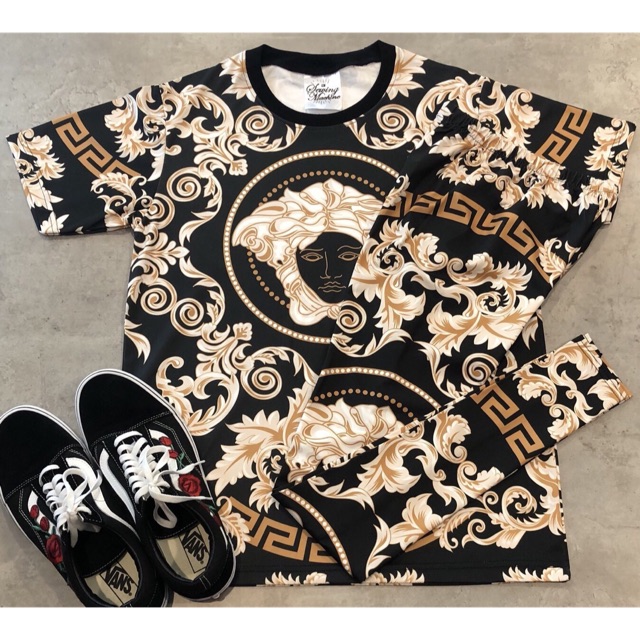 ชุดSet เสื้อยืด & เลคกิ้ง ลายเวอซาเช่