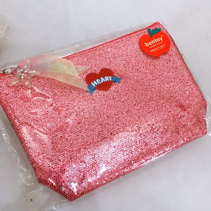 กระเป๋าเครื่องสำอางค์ Bentoy