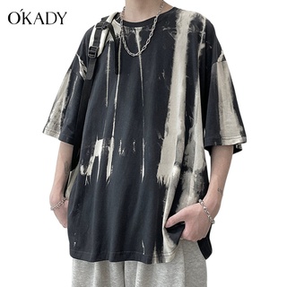 OKADY เสื้อยืดแขนสั้นพิมพ์ลายมัดย้อมสีเข้มสำหรับผู้ชายคอกลมที่ผ่อนคลายสบายตัว