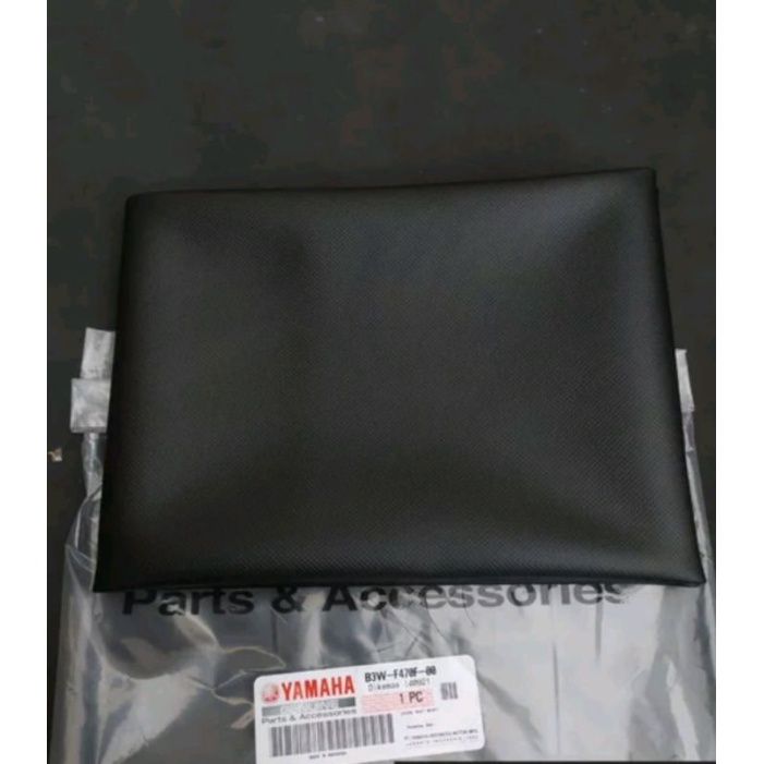 Original YGP B3W-F470F-00 Gear 125 ที่หุ้มเบาะหนัง