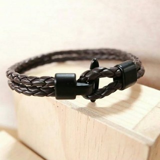 nn_braceletสายรัดข้อมือ RASTACLAT รหัส 116 สร้อยข้อมือหนังถักแบบกลมรวบสองเส้น ตัวล็อคเป็นสีดำ