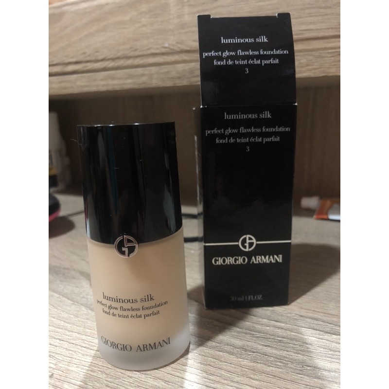 รองพื้น Giorgio armani