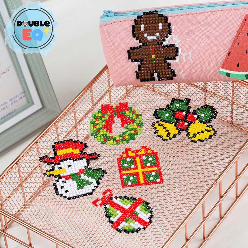 ของแท้!! สติ๊กเกอร์ ครอสติสคริสตัล ลายการ์ตูน (1/2)  5D DIY Diamond Painting  พวงกุญแจ ครอสติส ของเล