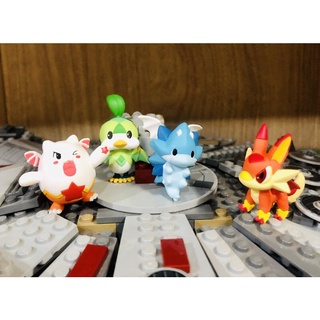 Bandai PUZZLE &amp; DRAGONS Mini Figures Set Of 4