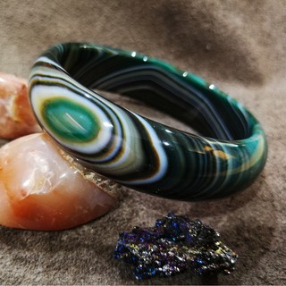 กำไลอาเกต Agate bangle กว้าง 19 มม.ศูนย์กลางวงใน 64 มม.