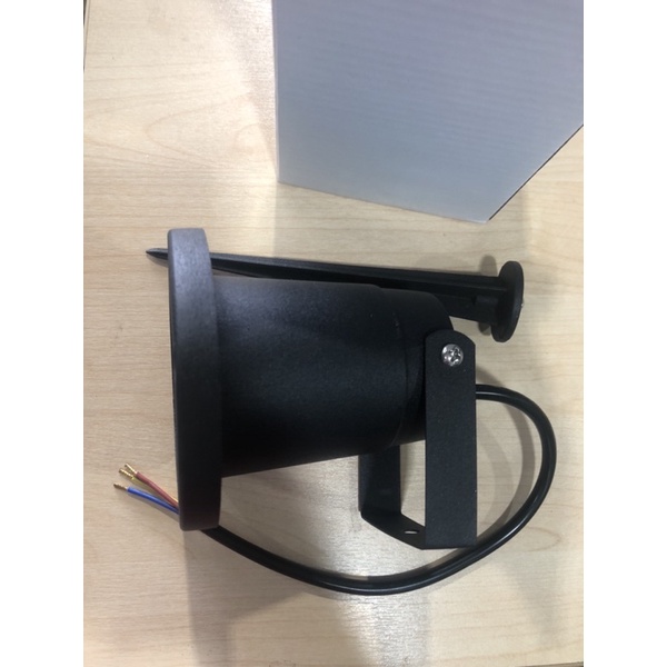 โคมไฟสนาม รุ่นไม่มีหมวก หน้าเรียบ 220V กันน้ำ100% ขั้ว MR16/GU10 ไฟส่องต้นไม้แบบ ปักดิน Body สีดำ เปลี่ยนหลอดเองได้ - รูปที่ 6