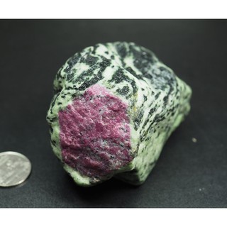 พลอยทับทิมซอยไซต์ (Ruby in Zoisite ) 1626 กะรัต (RU0162)