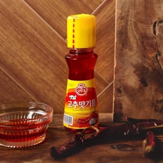 น้ำมันพริกธรรมชาติ Premium Red Pepper Flavored Oil ขนาด 80ml. ยี่ห้อ Ottogi