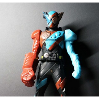 Bandai Kamen Rider Build GorillaMond 6.6 นิ้ว มดแดง มาสค์ไรเดอร์ Soft Vinyl Masked Rider Soft Vinyl Kamen Rider