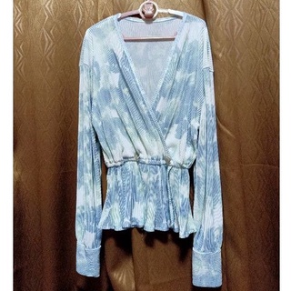 เสื้อผ้าอัดพีทลายสวยมาก