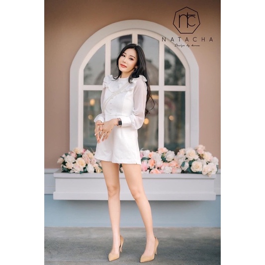 จั้มสูทสีขาวคอเต่า ไซร์ s มือ 1 ป้ายห้อย NATACHA