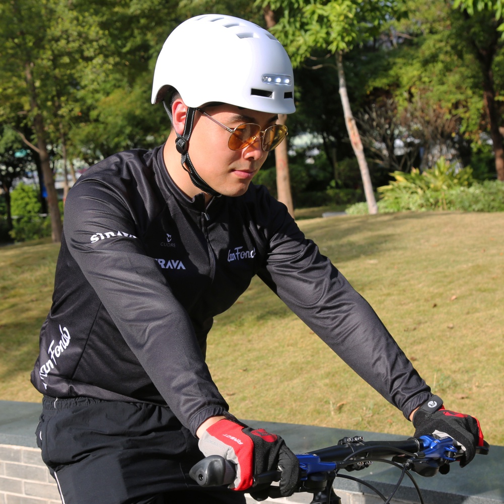 BBicycle Helmet MTB Road Bikes Helmets Integrally-mold LED Lighting ...