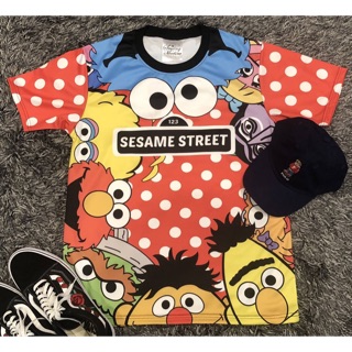 เสื้อยืด &amp; เดรสลายSesame Street