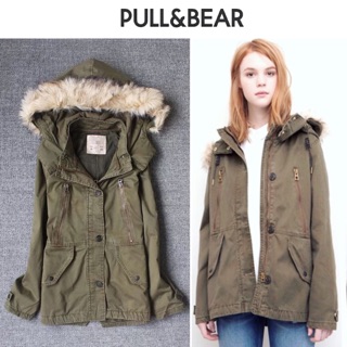 เสื้อฮู้ด ปาร์กา แต่งเฟอร์ งาน Pull&amp;Bear (ขนเฟอร์ถอดได้คะ)