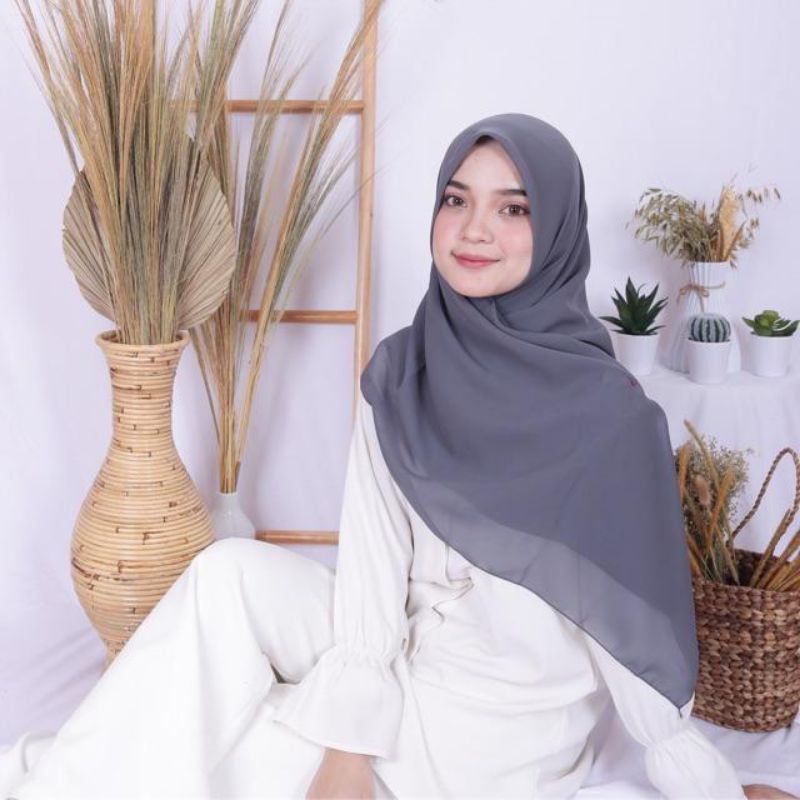 Bellasquare Premium Square Hijab / Bellasquare Premium Square Hijab / Bellasquare Pollycotton Hijab 
