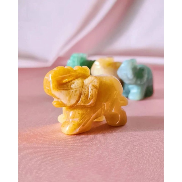 [Kyzen Living] แกะสลักช้างคริสตัลขนาดเล็ก