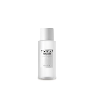 SKIN1004 Madagascar Centella Tone Brightening Boosting Toner (210 ml)