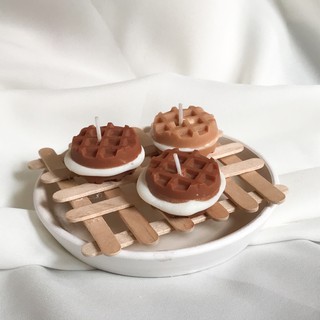 mini waffle เทียนหอมรูปวาฟเฟิล 1 ชิ้น