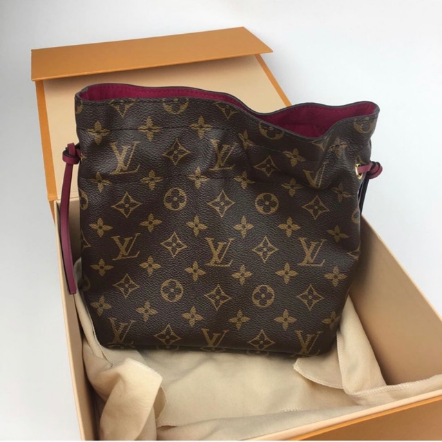 Louis vitton พร้อมส่ง