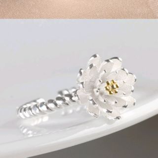 แหวนดอกบัว • Spiral Lotus Ring