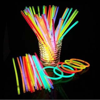 Glow Bracelet กำไลเรืองแสง ขนาดยาว 20 cm. (ขายยกกระป๋อง100 ชิ้น) Glow Stick แท่งเรืองแสง สามารถทำเป็นกำไล สารเรืองแสง