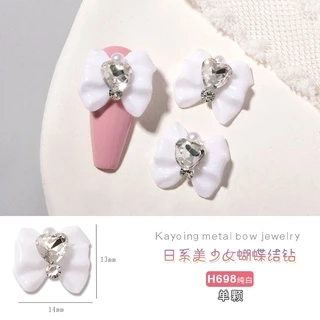 โบว์เรซิ่นแต่งเพชร จำนวน 10 ชิ้น