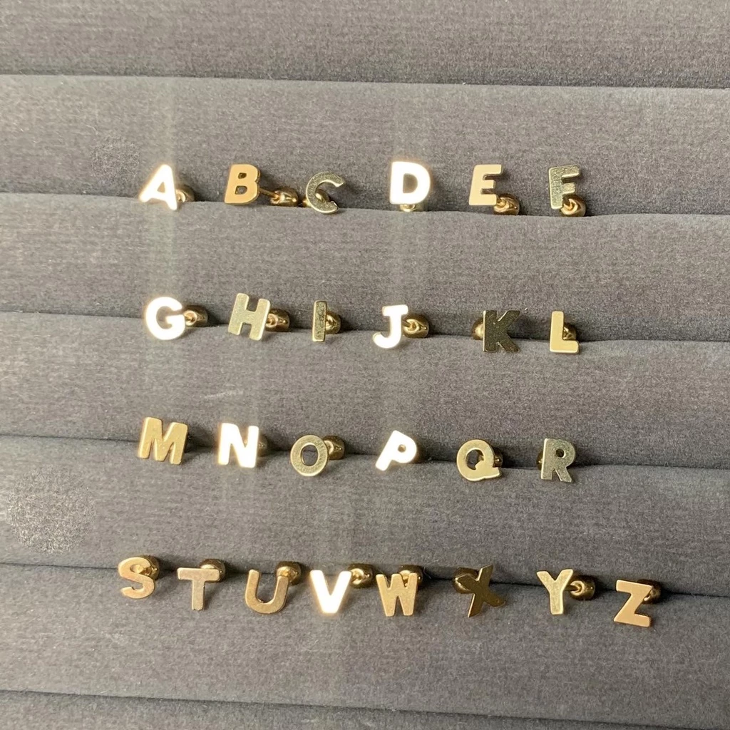 A.piece จิวเงินแท้ [all silver 925] Alphabet piercing (212) (ราคาต่อข้าง)
