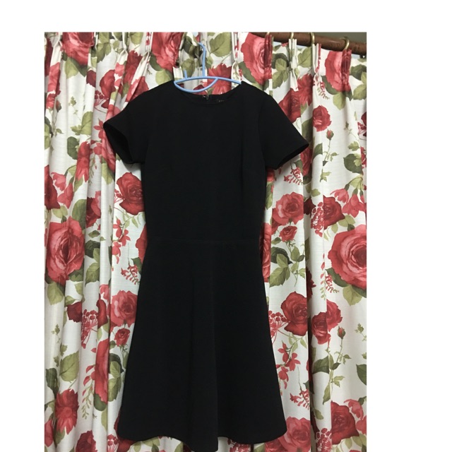 เสื้อเดรส ยี่ห้อespada สภาพใหม่100% มือสอง