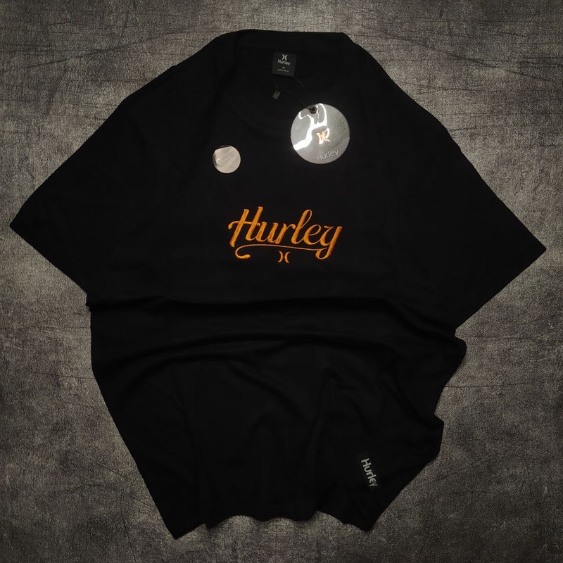 สีดํา HURLEY เสื้อยืด EMBROIDERED สีดํา HURLEY TSHIRT นําเข้าเสื้อยืดชาย
