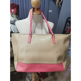 กระเป๋า Coach tote ของใหม่ ของแท้ 100% เก่าเก็บ