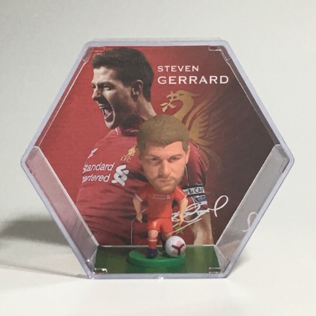 Liverpool โมเดลนักฟุตบอล Steven Gerrard พร้อมกล่องอะคริลิก