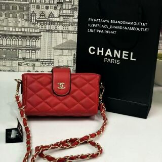 CHANEL 🎄Crossbody 
กระเป๋าแท้💯 #พรีเมี่ยมกิ๊ฟจากเคาร์เตอร์เครื่องสำอางค์ #ไม่ใชางานshopเเสน