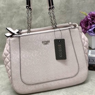 💞 New arrival !!! GUESS Handle With Zip Bag🍭