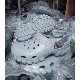 รองเท้า crocs หนุ่มนิ่มใส่สบายไม่เจ็บเท้า