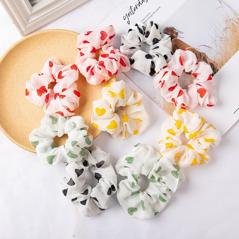 พร้อมส่ง  โดนัทรัดผมลายหัวใจ โดนัทรัดผมผ้าชีฟองสไตล์เกาหลี ยางรัดผมลายดอกเดซี่ โดนัทรัดผมโทนสีม่วง C
