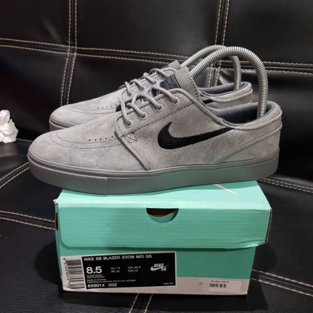 nike sb janoski suede