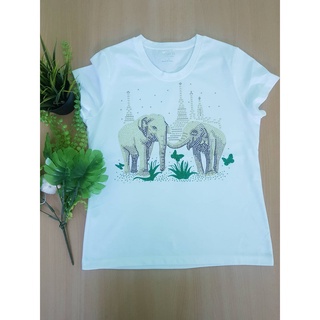 K121 เสื้อยืดผู้หญิง แต่งเพชร ลายช้างคู่ Thai elephants couple by kunibrand