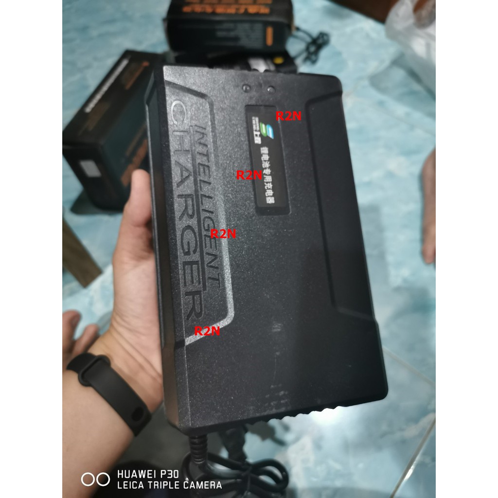 เครื่องชาร์จแบต LiFePO4 ลิเธียมฟอสเฟส - 24V-36V-48V-60V-72V / 8s/12s/16s/20s/24s