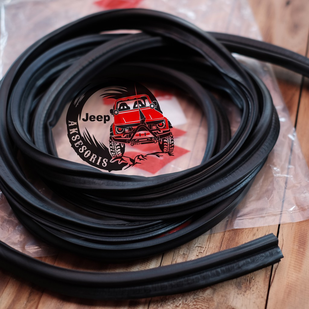 ยางประตูหลัง Jimny หรือ Katana