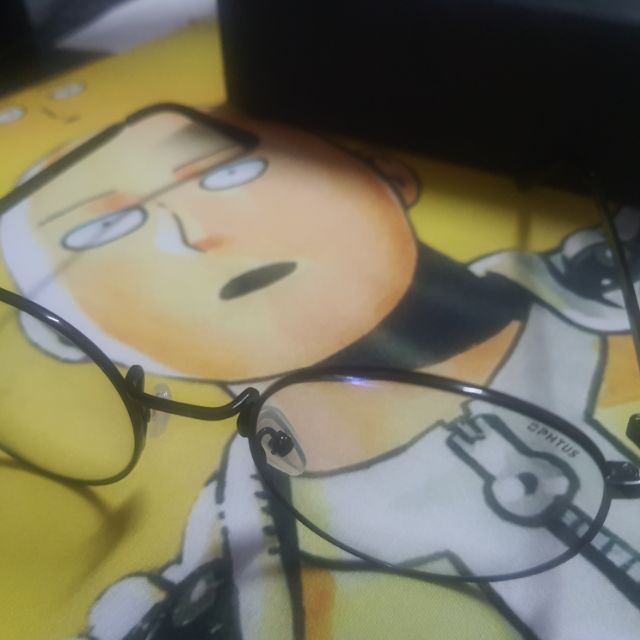 แว่นกรองแสงสีฟ้า ophtus ส่งฟรี!!!