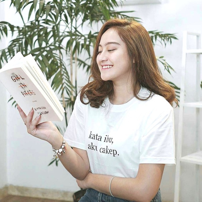 HKstore - เสื้อยืด Tumblr Tee Kata Mom ฉันน่ารัก | เสื้อยืด Tumblr