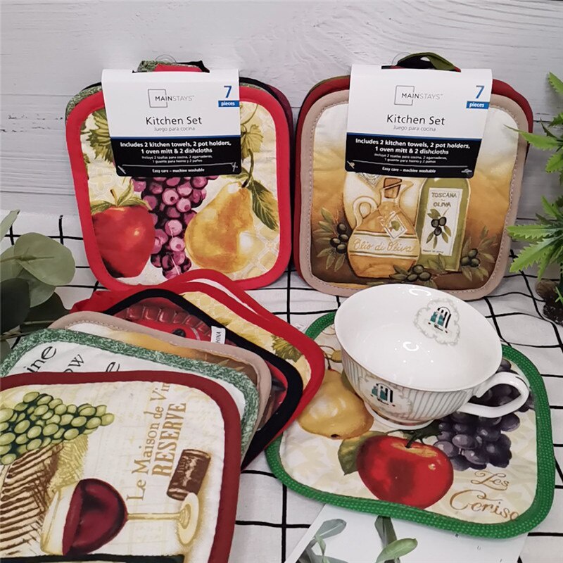 1 PC 17x17 ซม.เย็บผ้าฝ้ายผลไม้ที่มีสีสันพิมพ์ Coaste Talbe Placemat Potholder ชามครัวเบเกอรี่เครื่องมือ