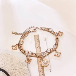 สร้อยมือ lv สีโรสโกลพร้อมถุงpvc