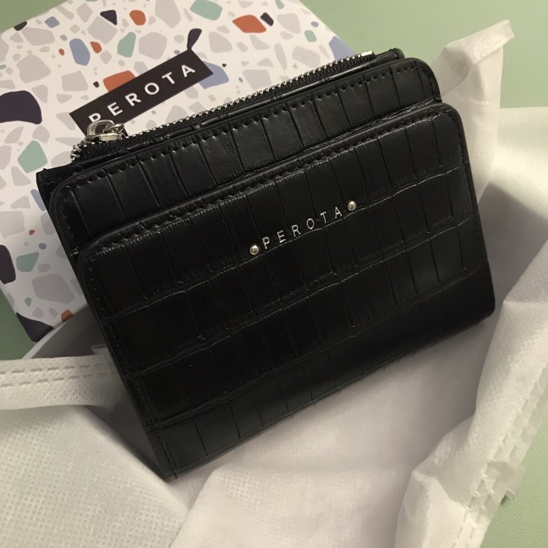 (ส่งต่อสินค้ามือหนึ่ง) PEROTA Karen wallet กระเป๋าสตางค์พร้อมกล่อง