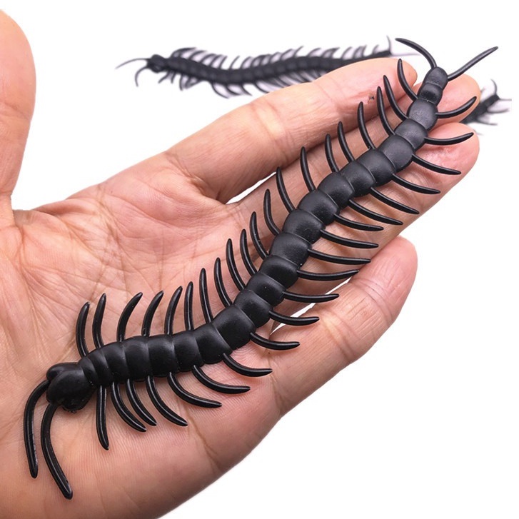 1 Big Black Centipede ยาว 14 ซม . ใช ้ เล ่ น Pranks, ตกแต ่ งฮาโลวีน