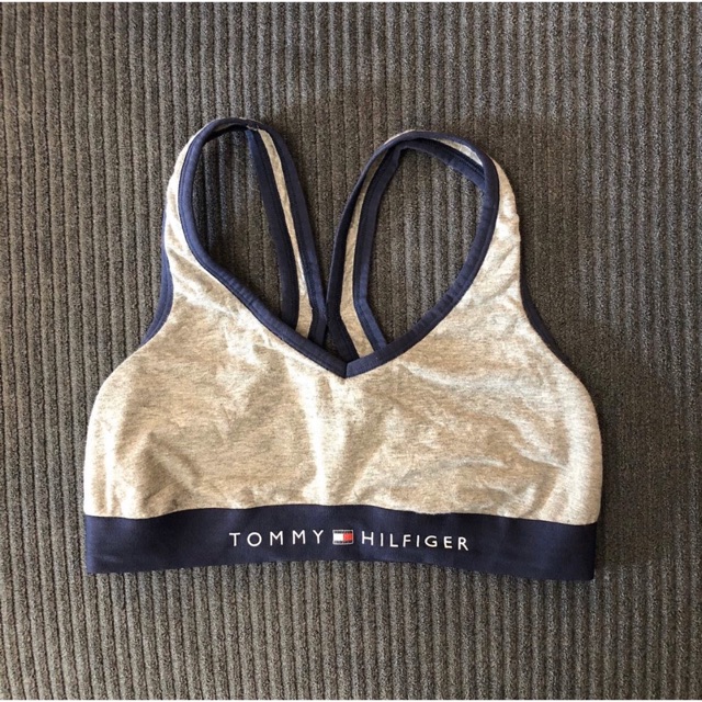 Used like new TOMMY HILFIGER sport bra ไม่มีตำหนิ