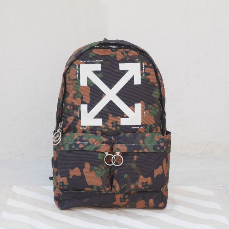 กระเป๋าเป้🌼Off-White Camouflage Arrow Backpack