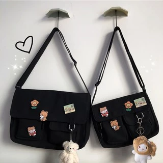 (มีส่งด่วน) ifashionbag(IF1409) กระเป๋าสะพายข้างแคนวาส พร้อมเข็มกลัด 4 ชิ้น